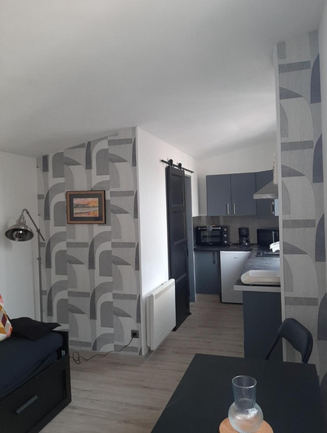 Studio De La Crevette Saint-Hilaire-Petitville Екстериор снимка